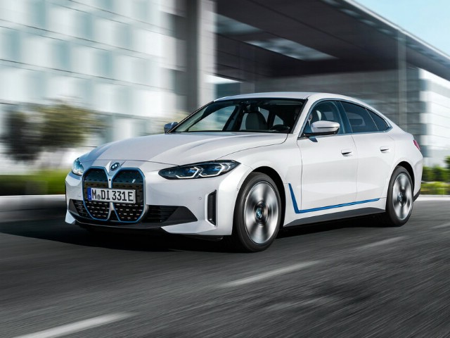 Bmw 2 серия: поколения, кузова по годам, история модели и года выпуска, рестайлинг, характеристики, габариты, фото - carsweek