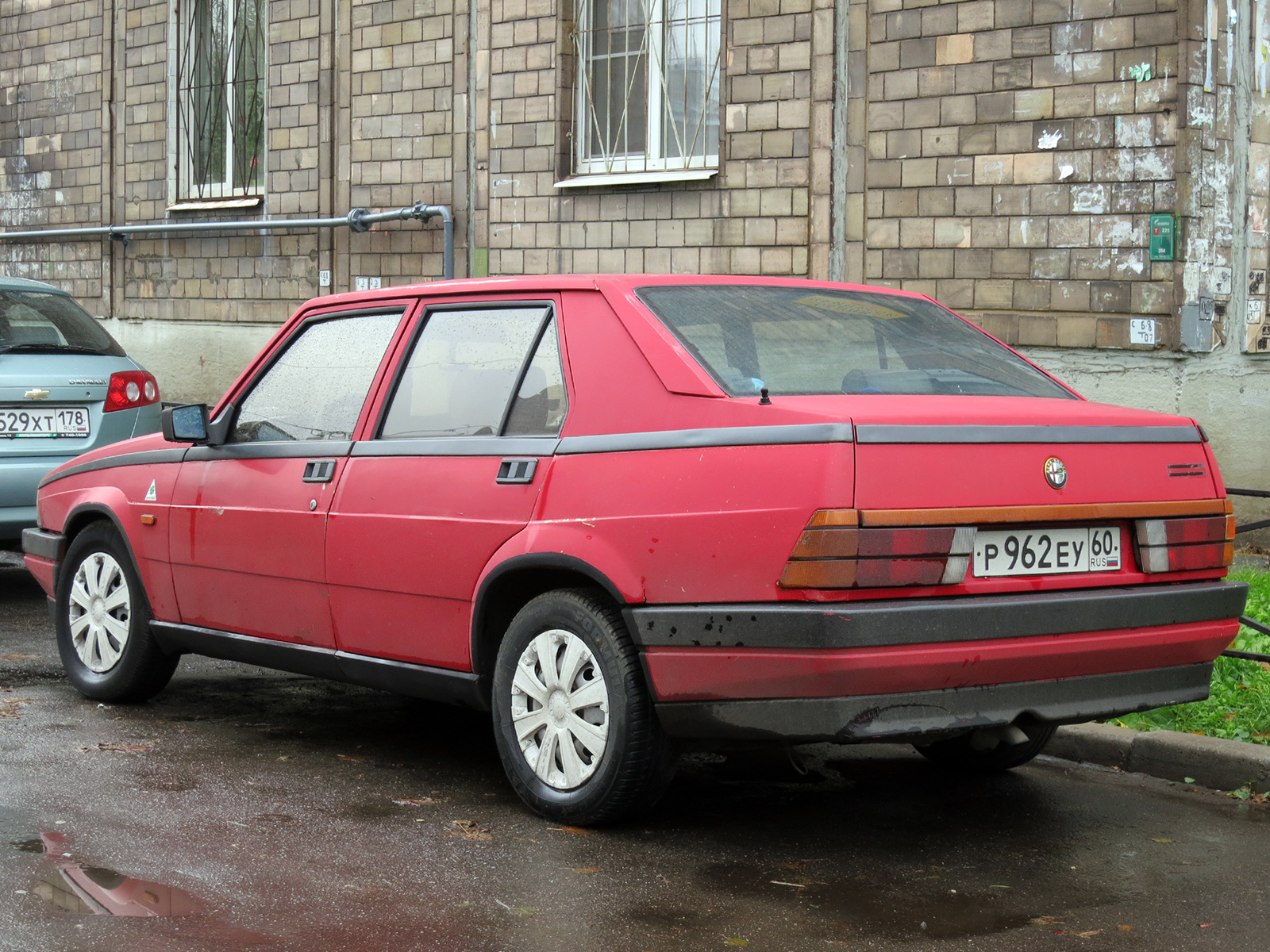 Alfa romeo 75 162b 1.6 cat 110 л.с. - характеристики, отзывы, расход топлива - carsopedia.com