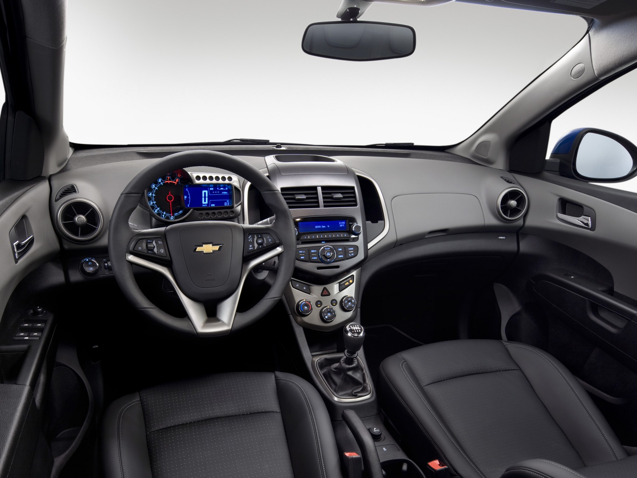 Chevrolet aveo: поколения, кузова по годам, история модели и года выпуска, рестайлинг, характеристики, габариты, фото - carsweek