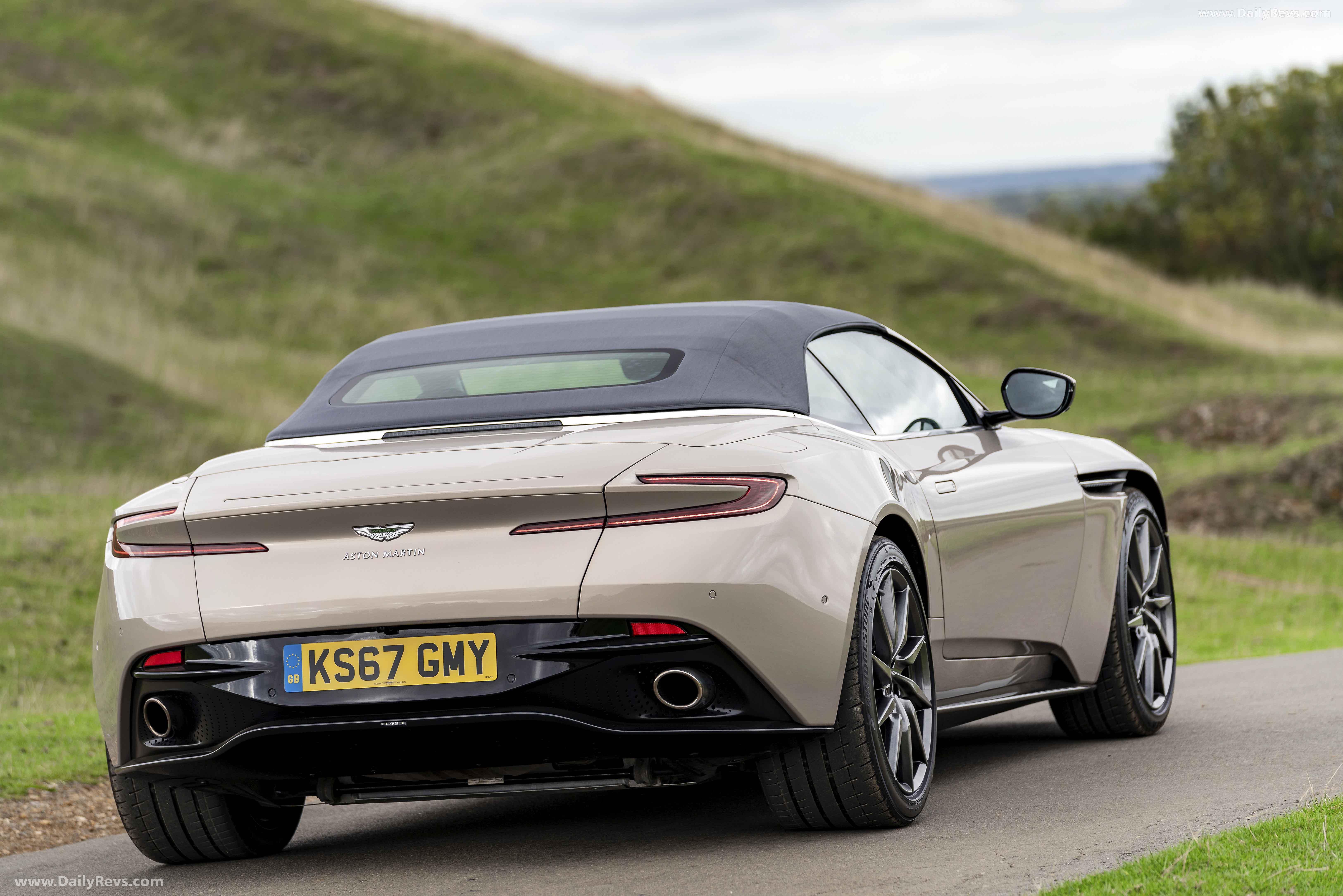 Aston martin db11 2022 price, mileage, features, engine, top speed & 0-60 mph - 21motoring - automotive reviews
