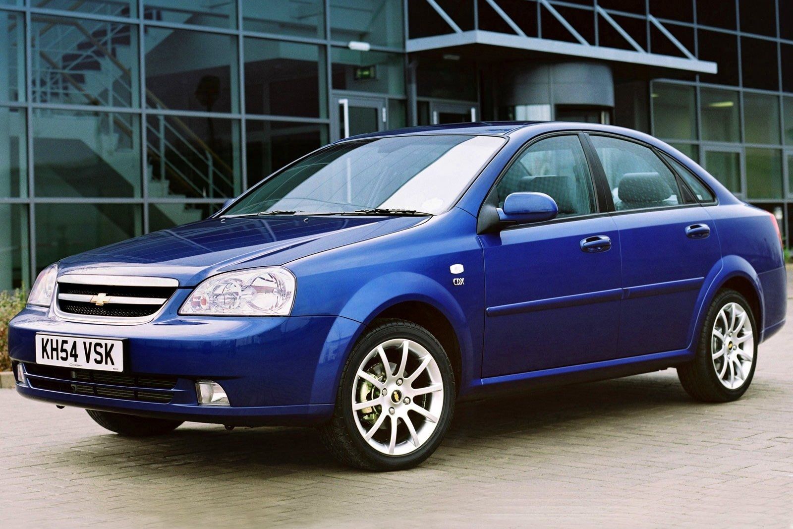 Chevrolet lacetti: поколения, кузова по годам, история модели и года выпуска, рестайлинг, характеристики, габариты, фото - carsweek