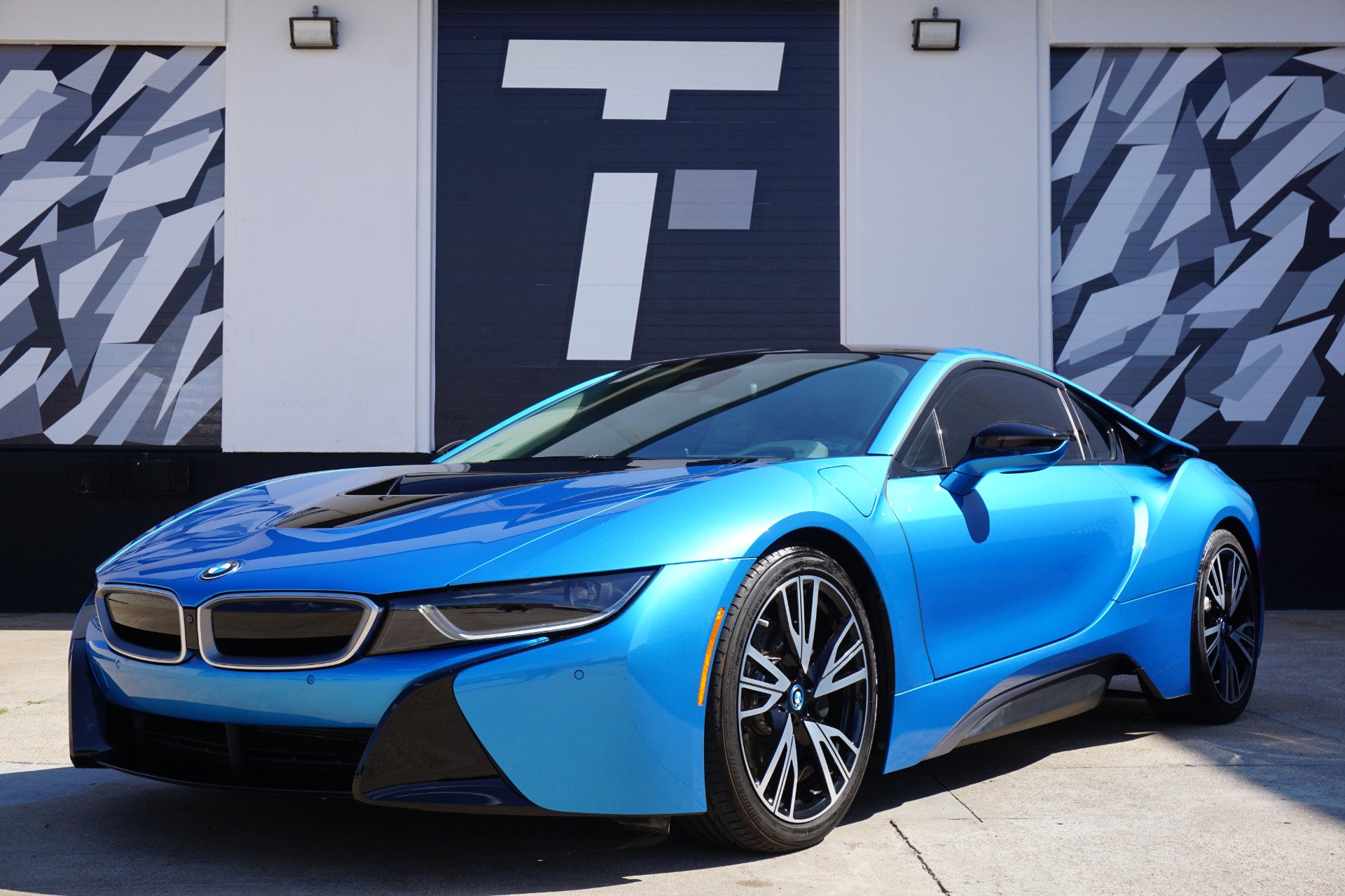 Bmw i8 (i12) характеристики, двигатели, рестайлинг и комплектации