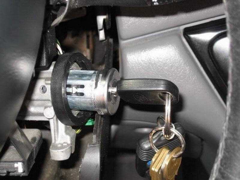 Точки подключения автосигнализации на ford fusion 2007