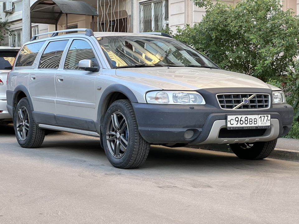Volvo xc70 2.0, 2.4, 2.5, 3.0, 3.2 расход топлива на 100 км. 1, 2, 3 поколения