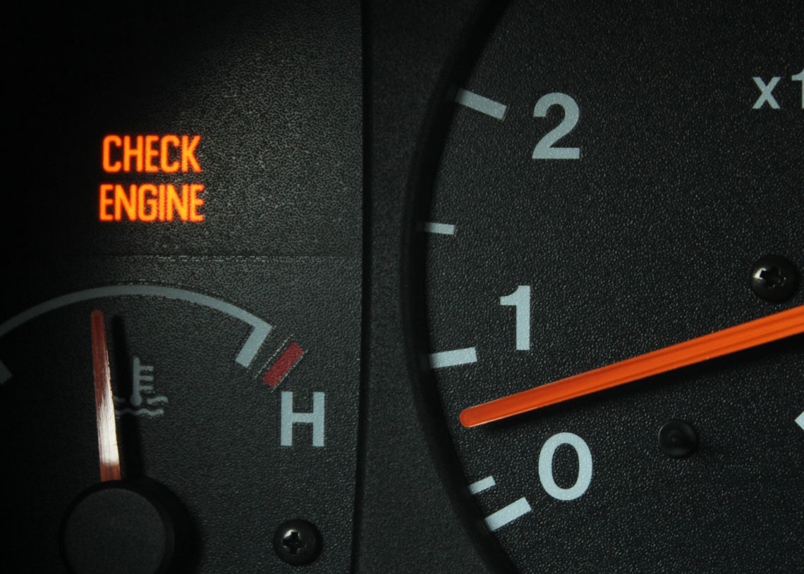 Горит чек («check engine») на ваз-2114: при этом двигатель работает нормально и стабильно