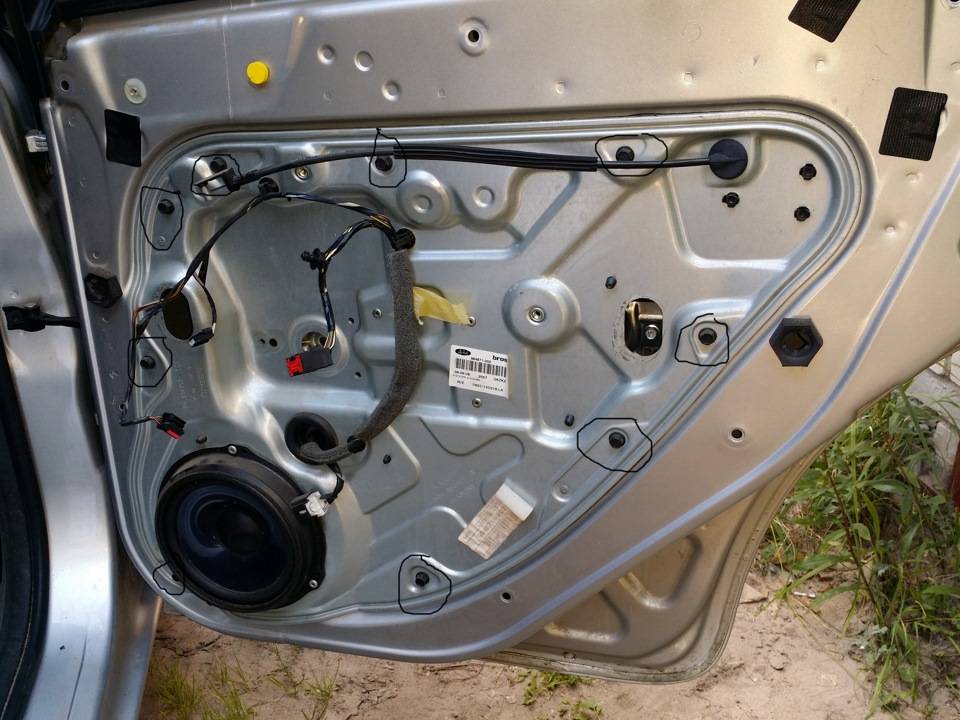 Как снять обшивку двери ford focus 2