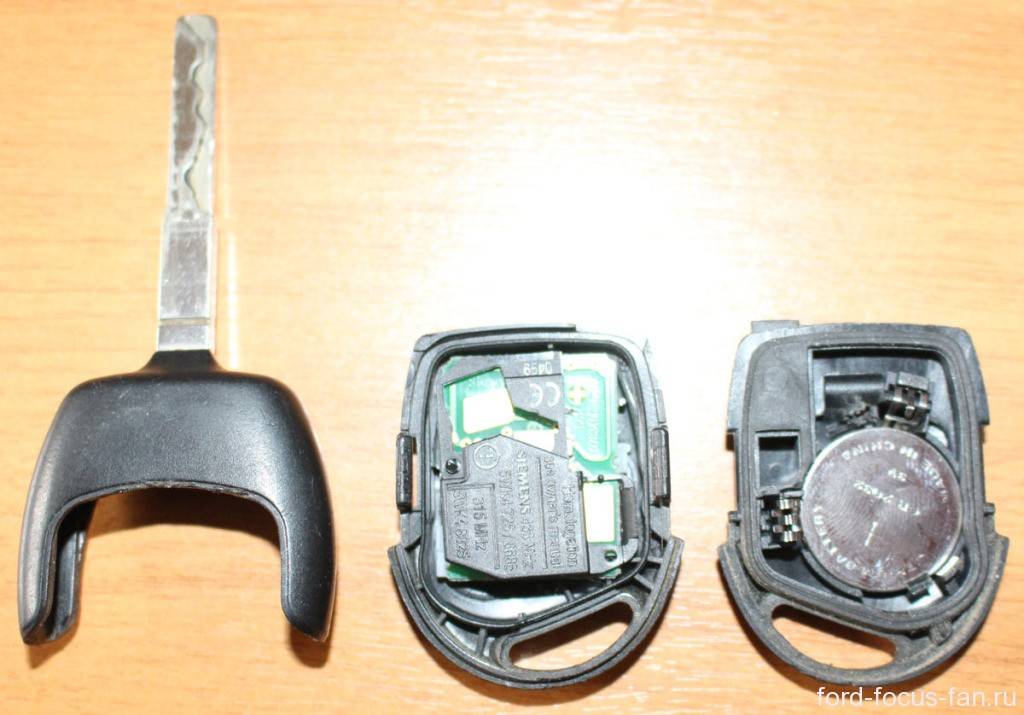 Замена батарейки в штатном ключе ford focus 2