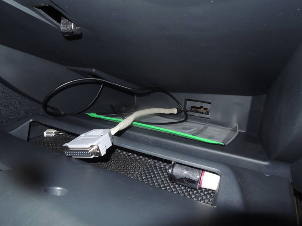 Renault duster obd2 разъема