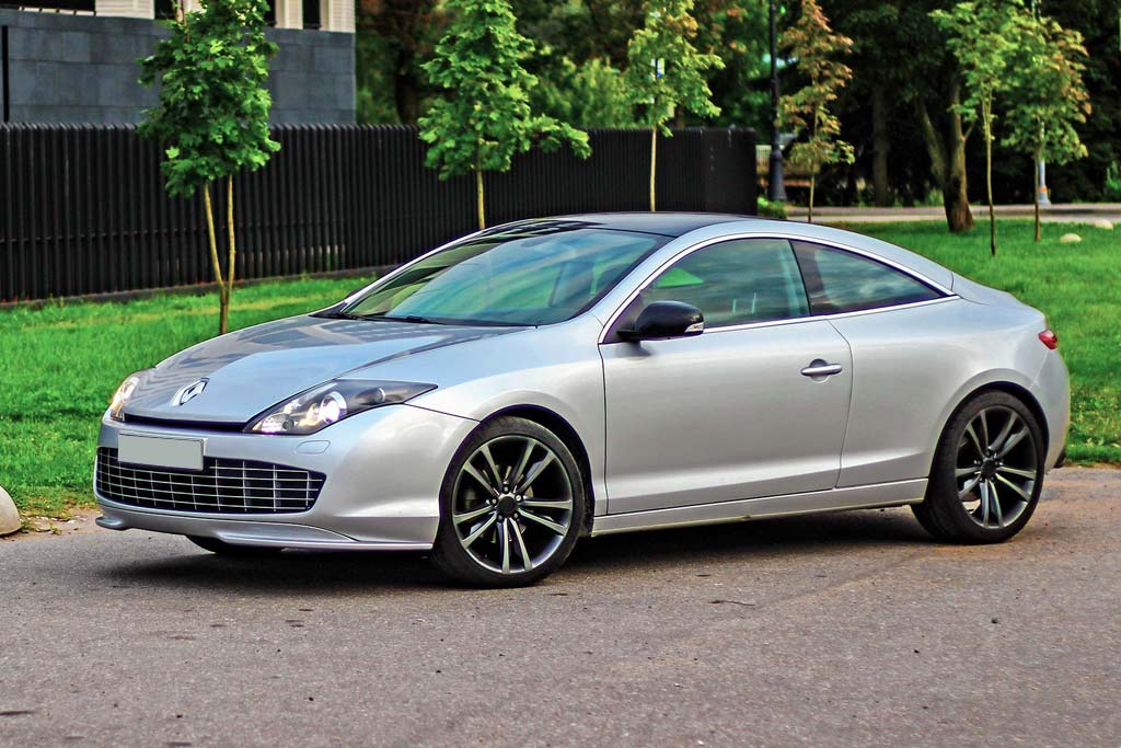 Французская леди на русском асфальте — опыт владения renault laguna coupe