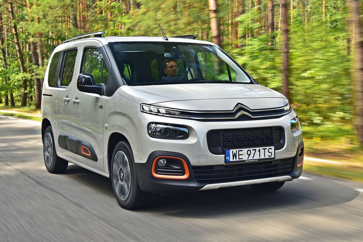 Citroen berlingo: поколения, кузова по годам, история модели и года выпуска, рестайлинг, характеристики, габариты, фото - carsweek