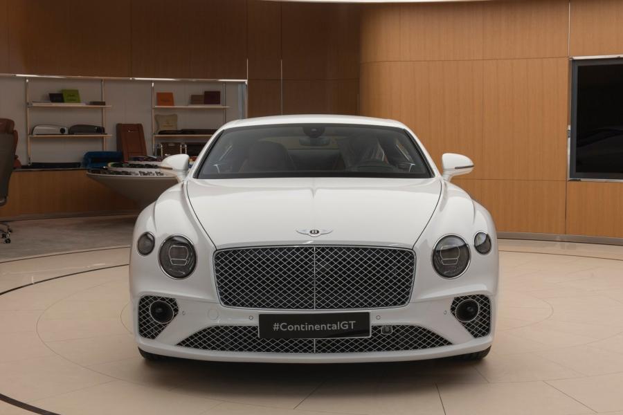 Bentley continental gt: поколения, кузова по годам, история модели и года выпуска, рестайлинг, характеристики, габариты, фото - carsweek