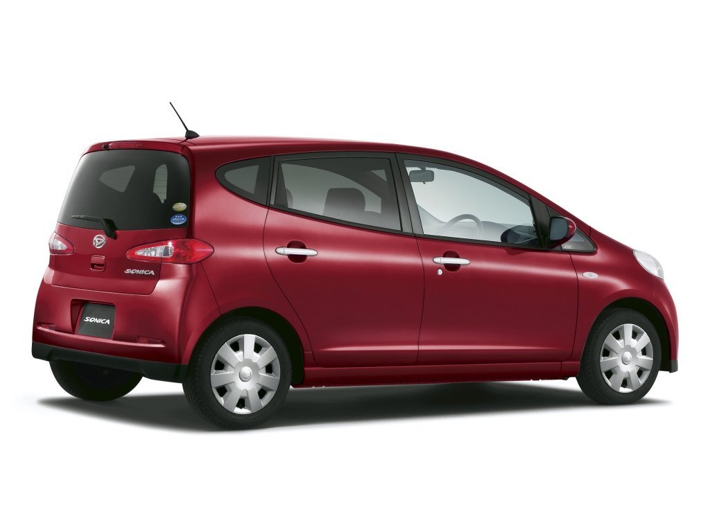 Daihatsu: поколения, модельный ряд по годам выпуска, история, кузова, фото моделей на carsweek