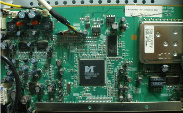 Почему мой компьютер daeshoo dlp 32c3 не включается — возможные причины и способы решения проблемы