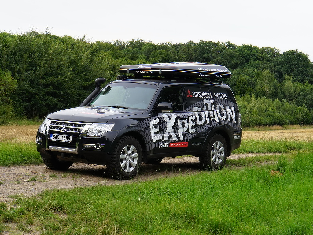 Тест mitsubishi pajero iv: комфортабельный "проходимец"