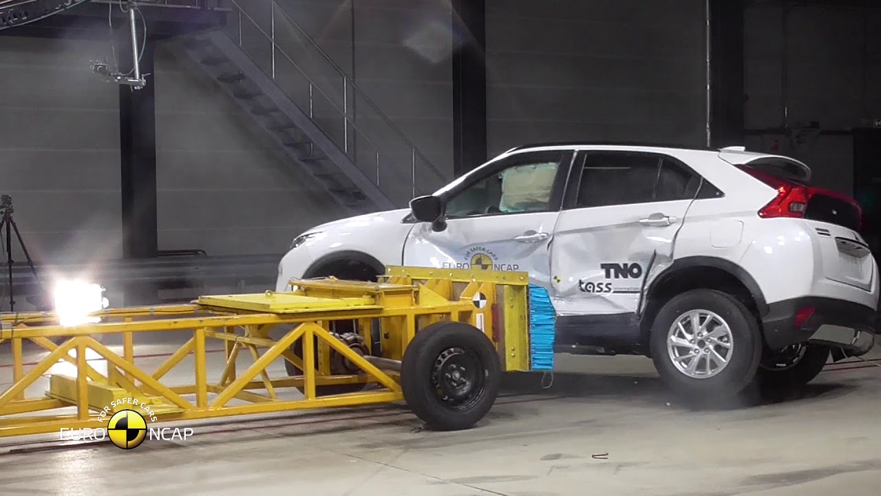 Краш-тест автомобиля mitsubishi asx