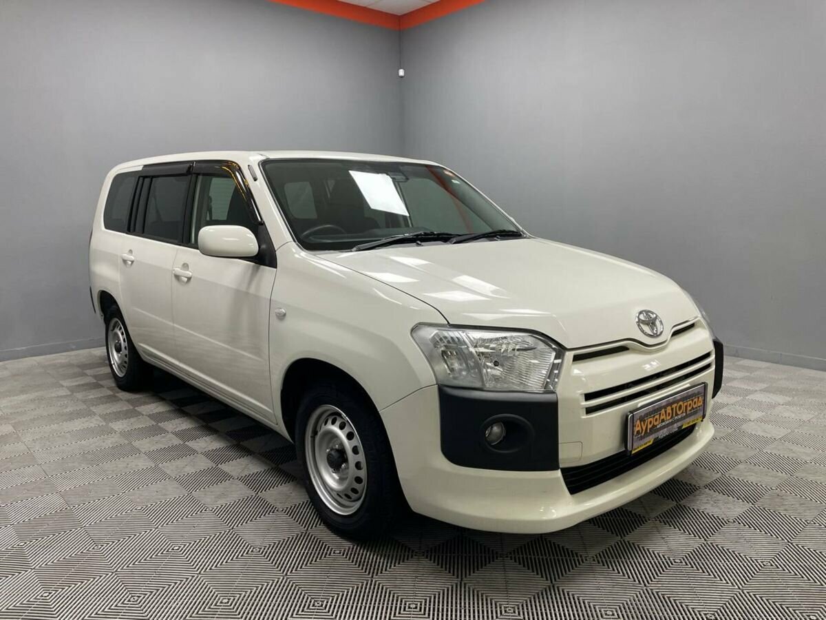 Toyota probox