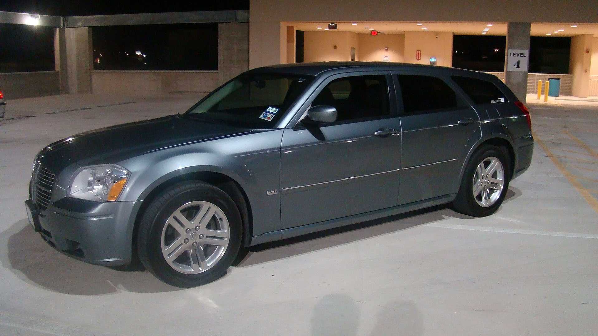 Review.insidethehood.com – 2024-2025 cars reviews