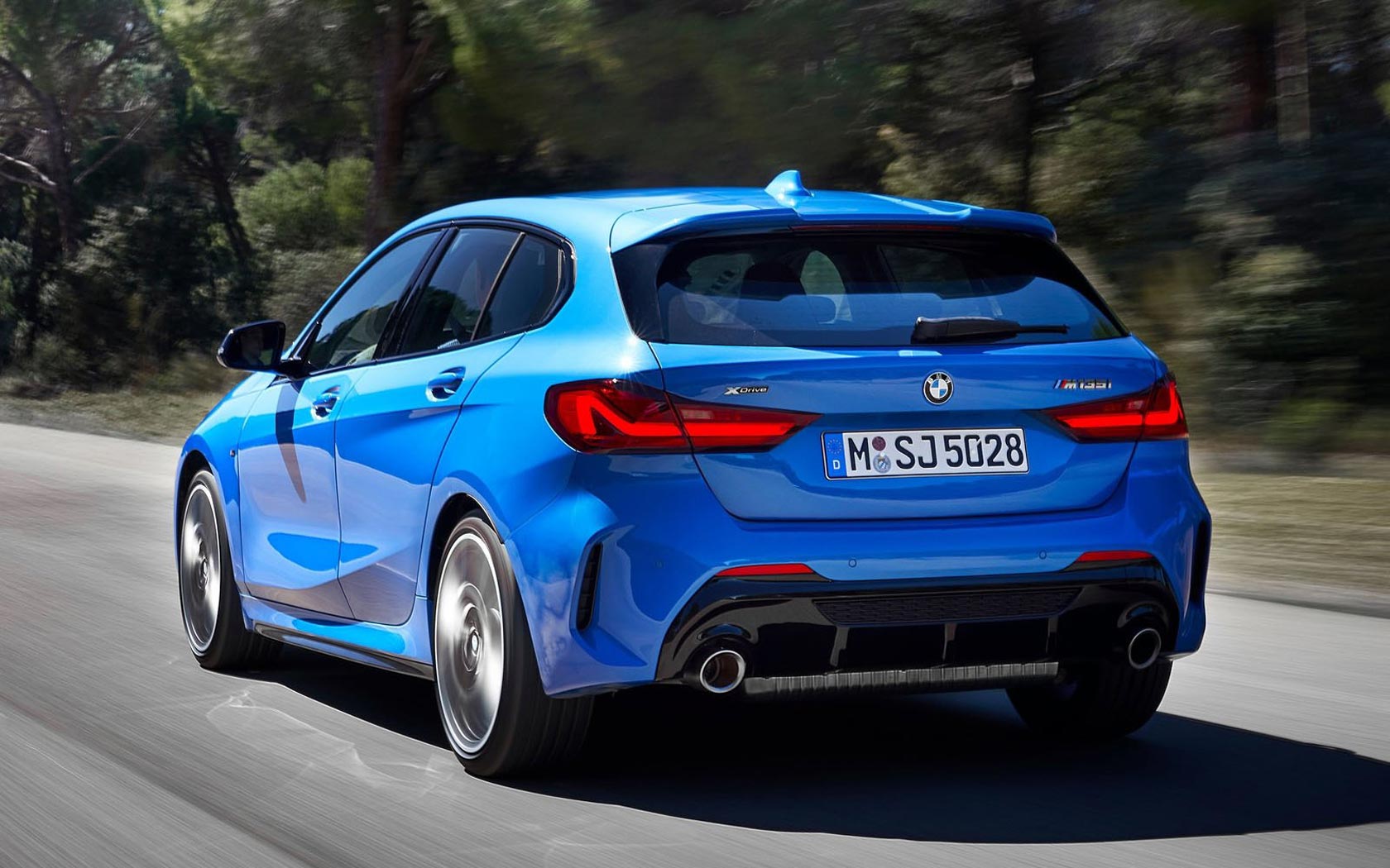 Обзор bmw 1-series 2021