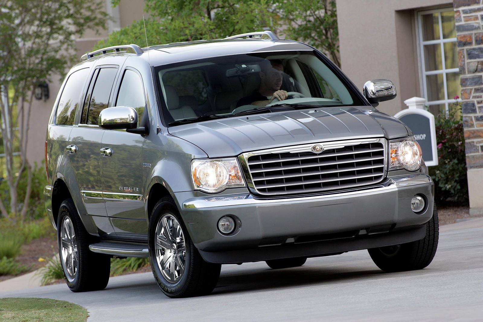 2022 chrysler aspen price, interior, release date | latest car reviews