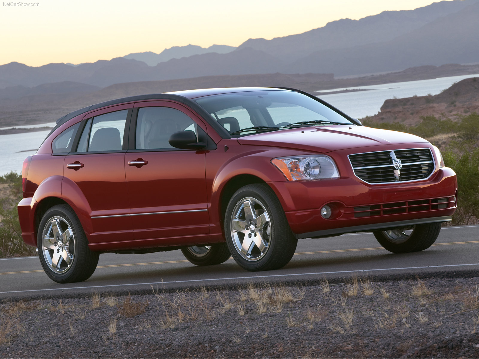 Dodge caliber технические характеристики клиренс. dodge caliber: обзор, технические характеристики, отзывы. экстерьер и салон
