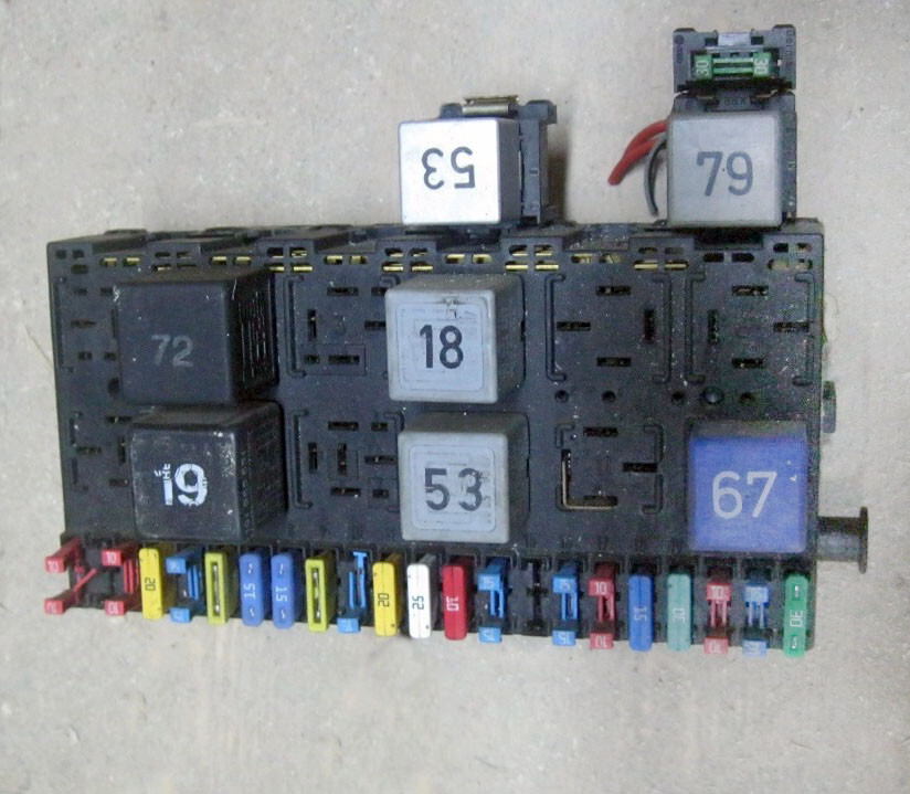 Fuse box diagram volkswagen golf 4 and relay with assignment and location